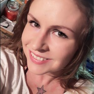 Meet your Posher, Keri